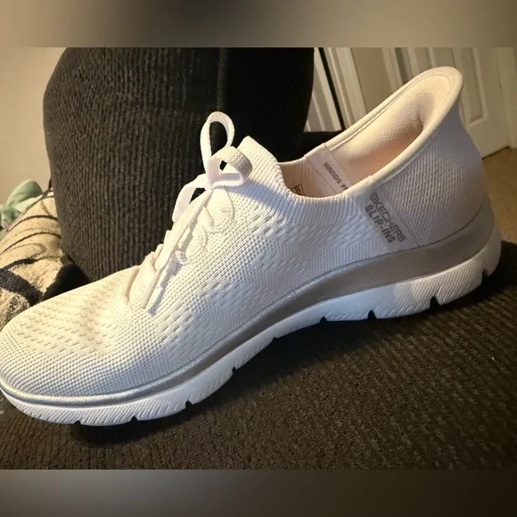 Skechers Summits Slip-Ins Sneakers in White - Picture 5 of 10